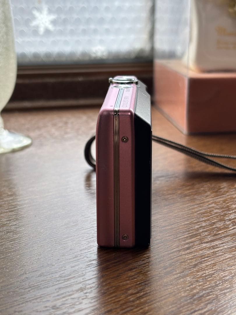 Nikon COOLPIX ピンク コンパクトデジタルカメラ　充電器付