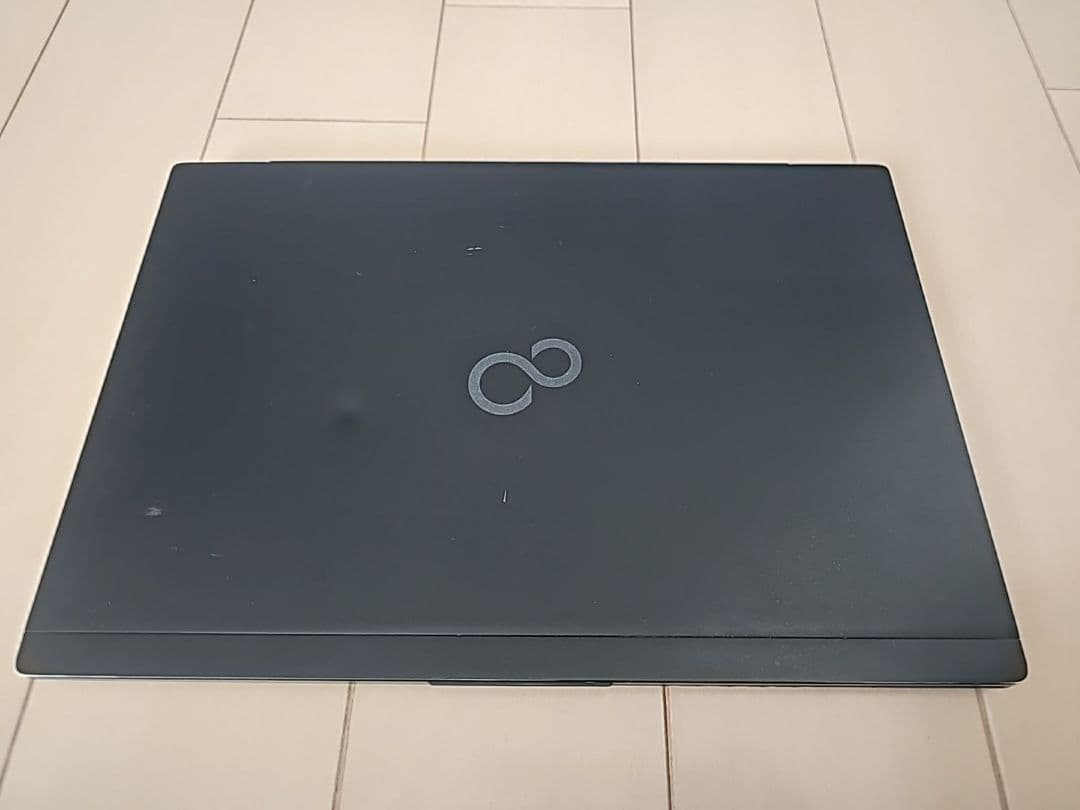 ☆超薄型軽量快速☆富士通ノートPC 第8世代i5 LIFEBOOK 939/A