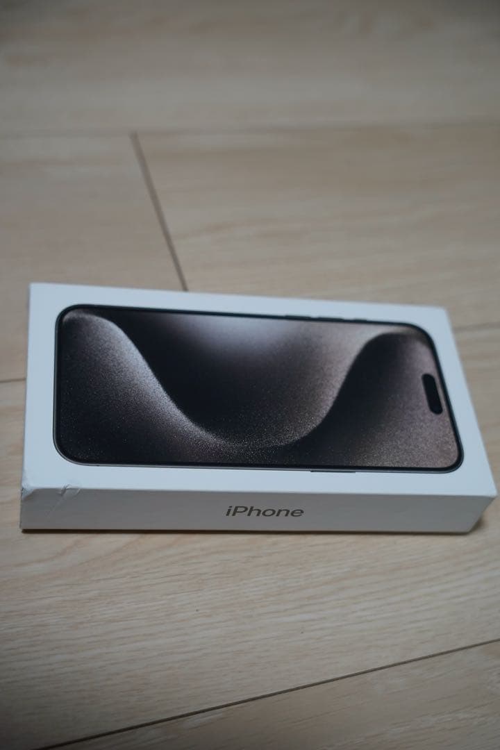 【美品】iPhone 15 Pro Max 512GB SIMフリー