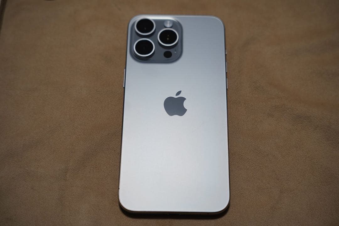 【美品】iPhone 15 Pro Max 512GB SIMフリー