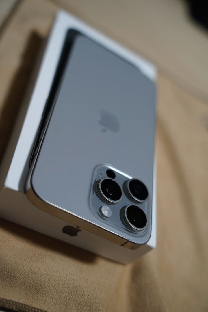 【美品】iPhone 15 Pro Max 512GB SIMフリー