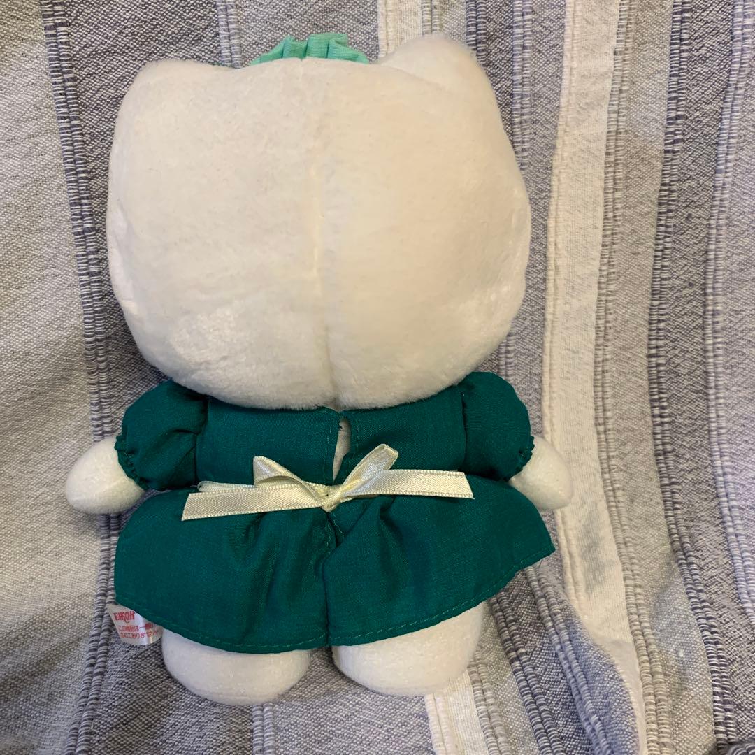 ハローキティ エプロン付きドレスぬいぐるみ