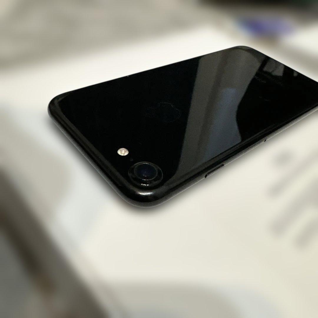 iphone 7 simフリー　128GB ジェットブラック