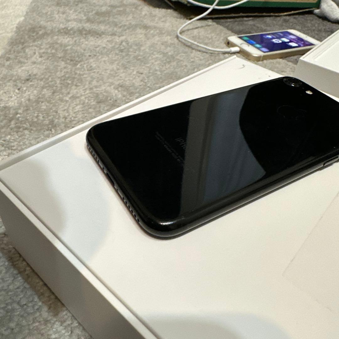 iphone 7 simフリー　128GB ジェットブラック