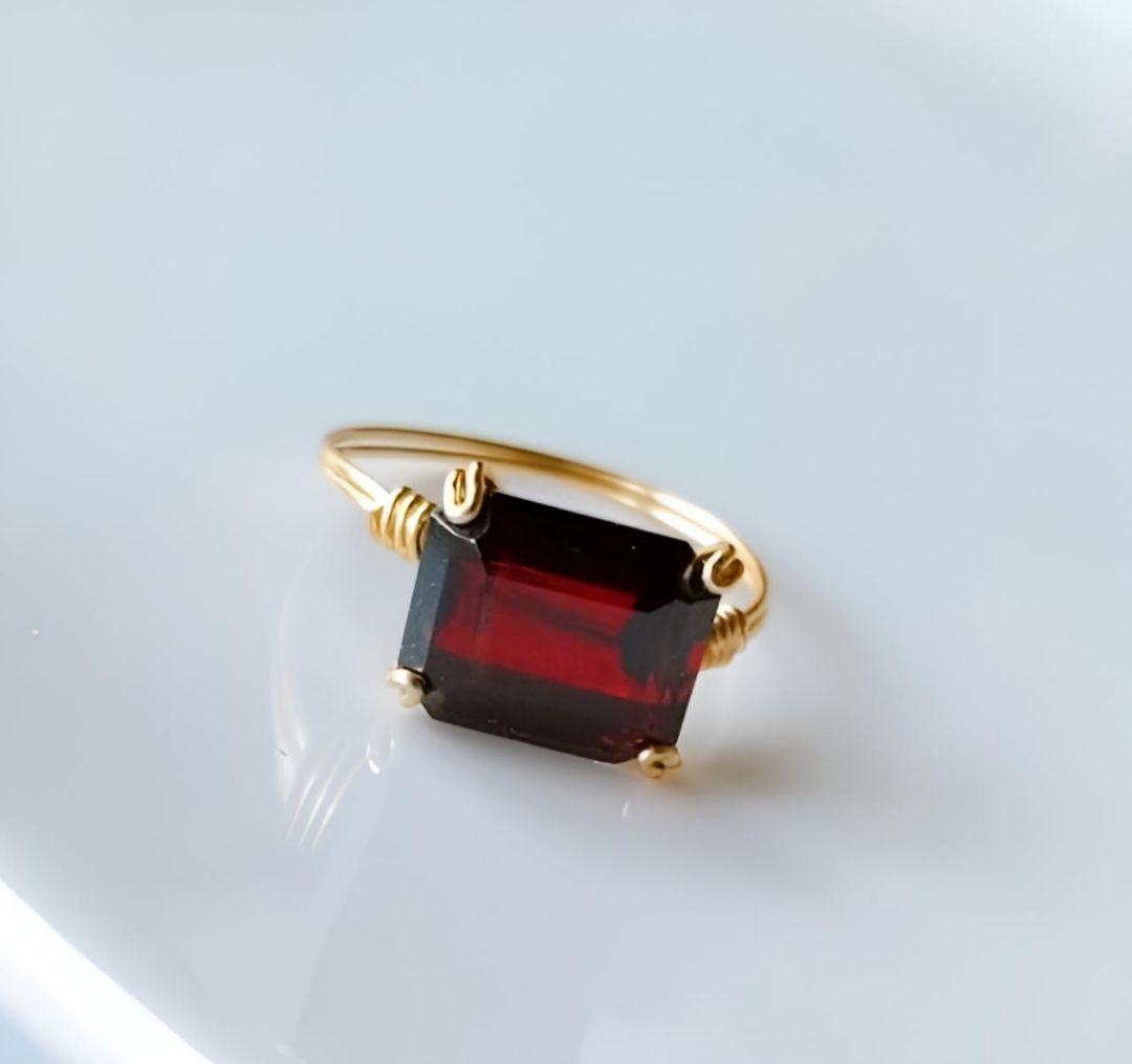Kgf14 宝石ルース ガーネット エメラルドカット 爪留め リング