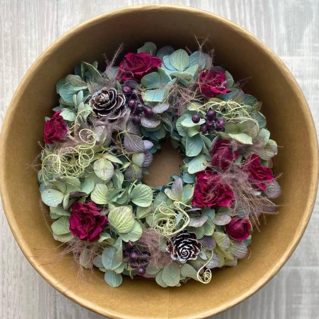 038】ドライフラワーリース　秋色紫陽花と薔薇　こんもり　丸BOX