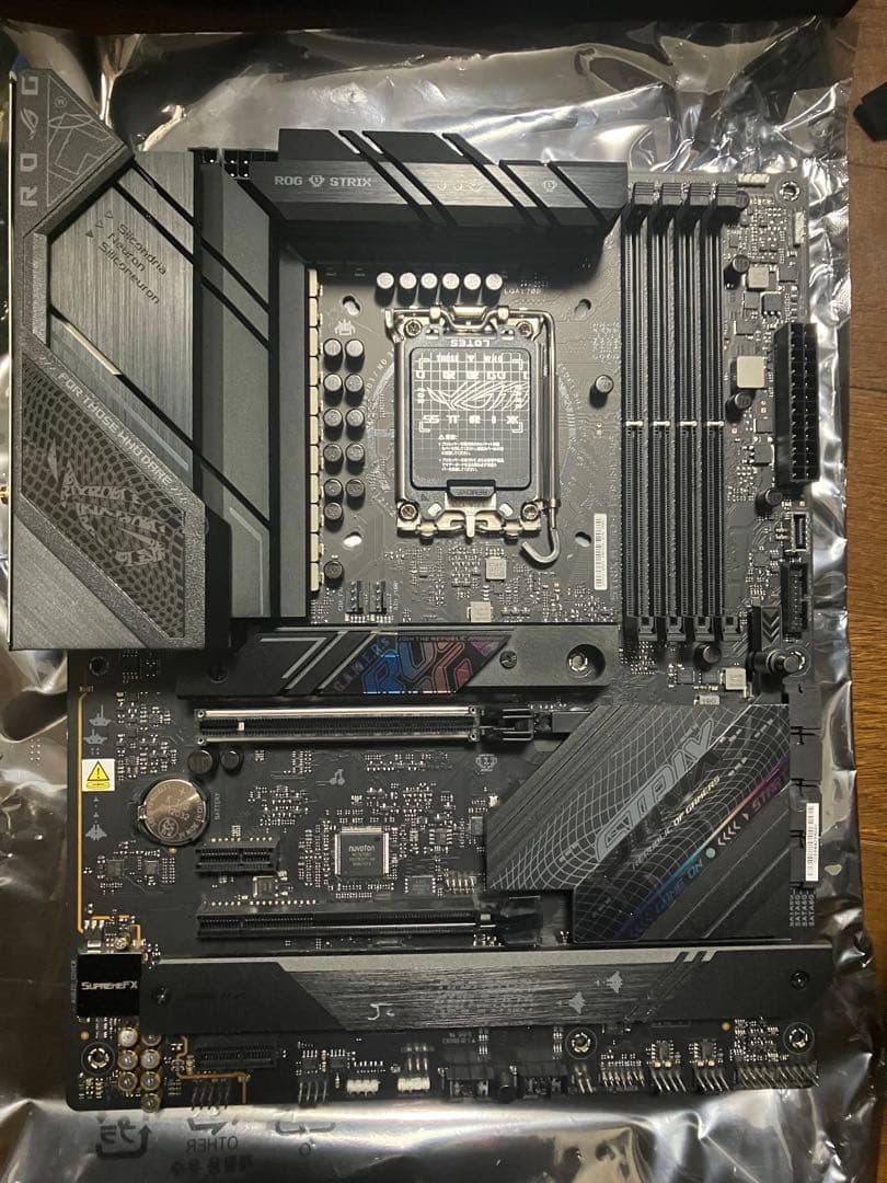 マザーボード ASUS ROG STRIX B760-F GAMING WIFI DDR5