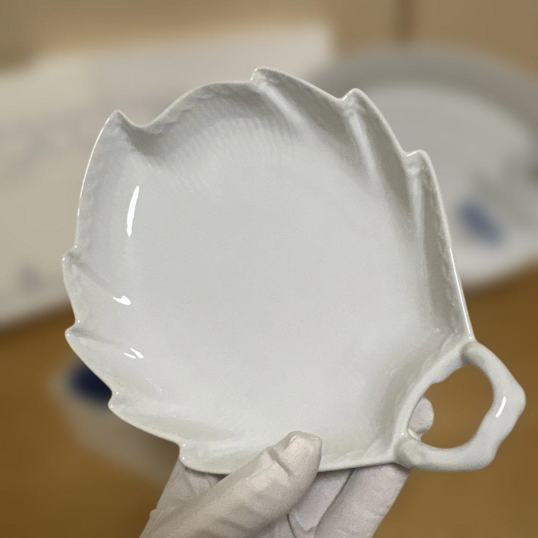 ロイヤルコペンハーゲン リーフディッシュ　シグネチャーオーバルディッシュ