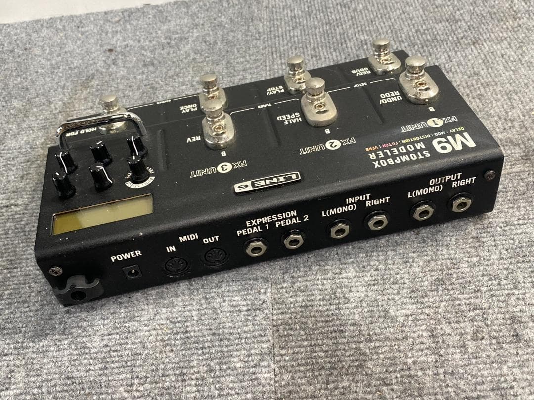 LINE6 M9 stompbox マルチエフェクター