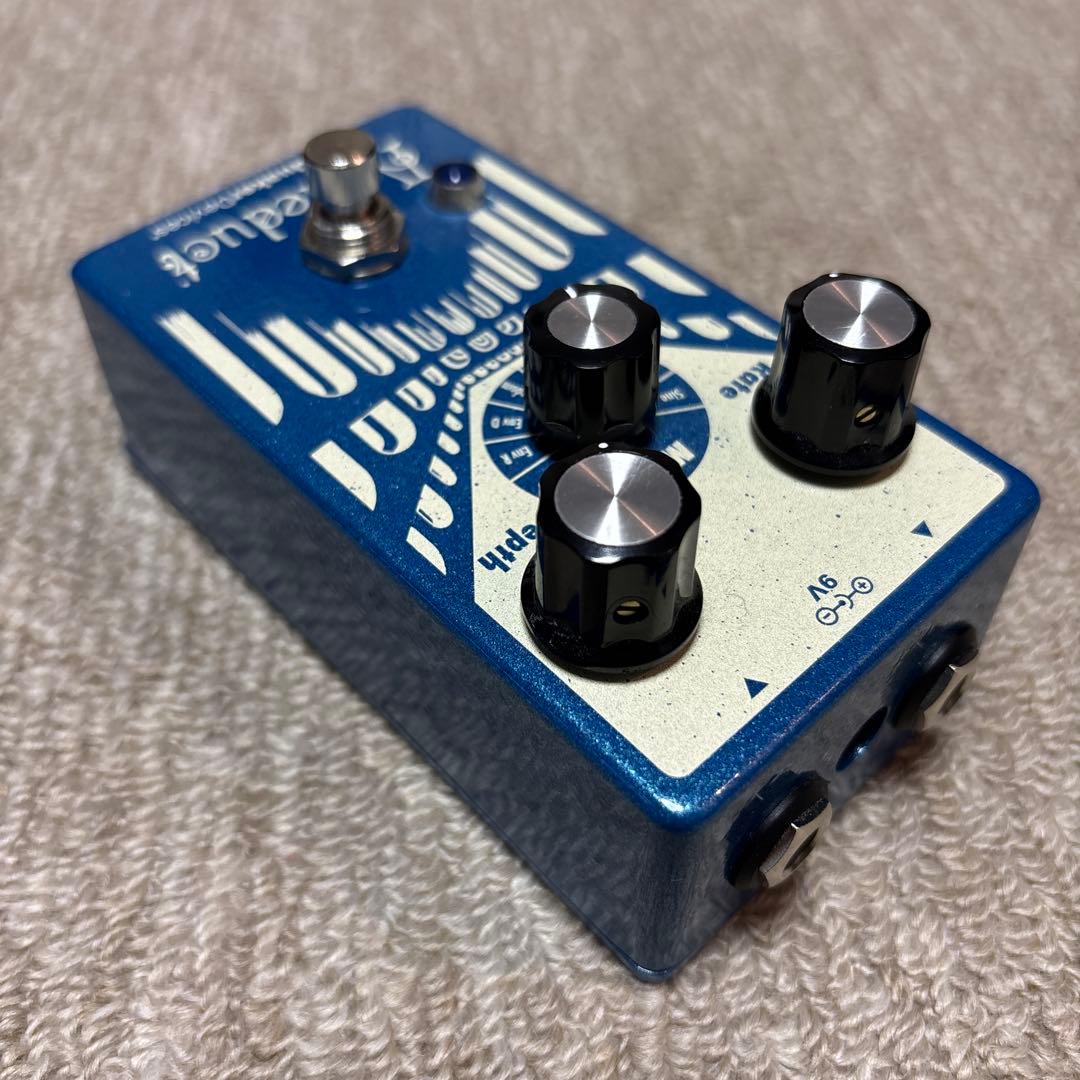 EarthQuaker Devices Aqaduct ビブラート