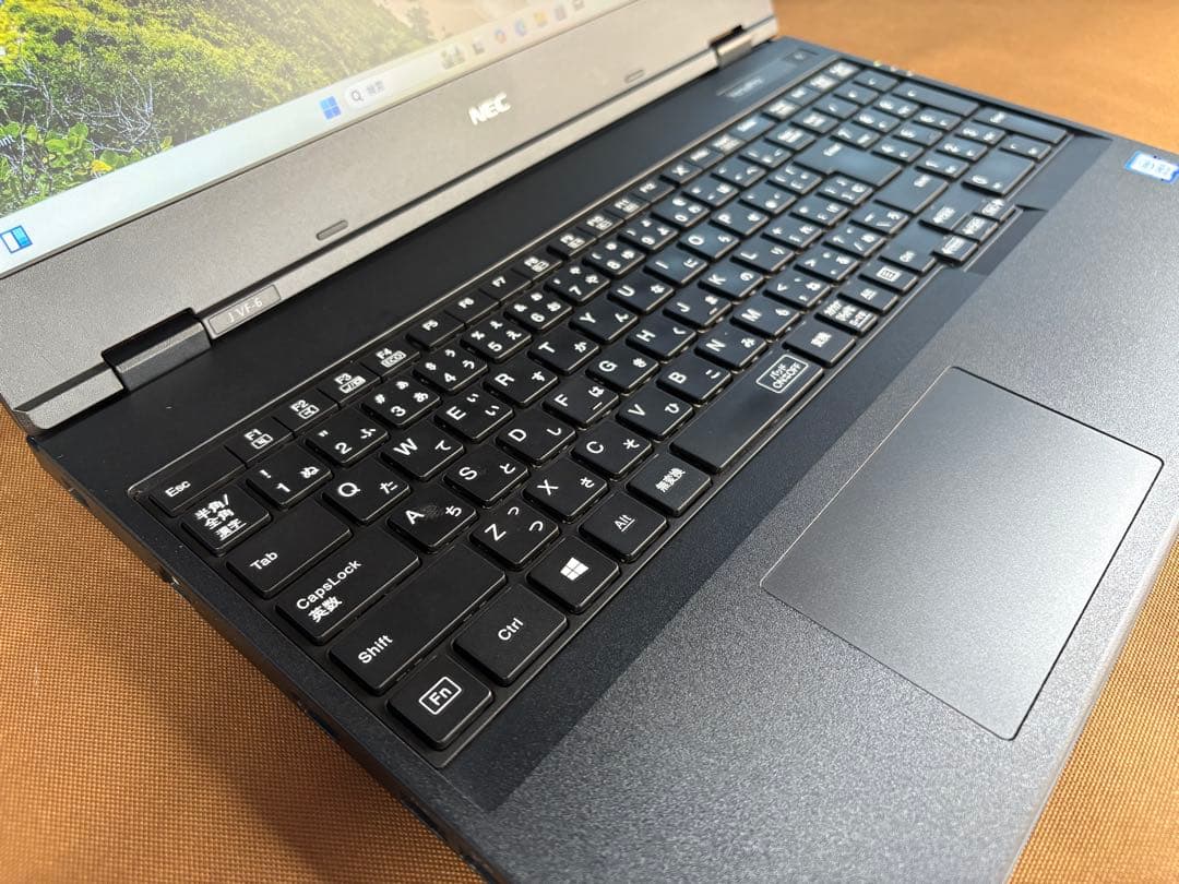 NEC 第8世代 Core i3 メモリ8GB SSD128GB Win11