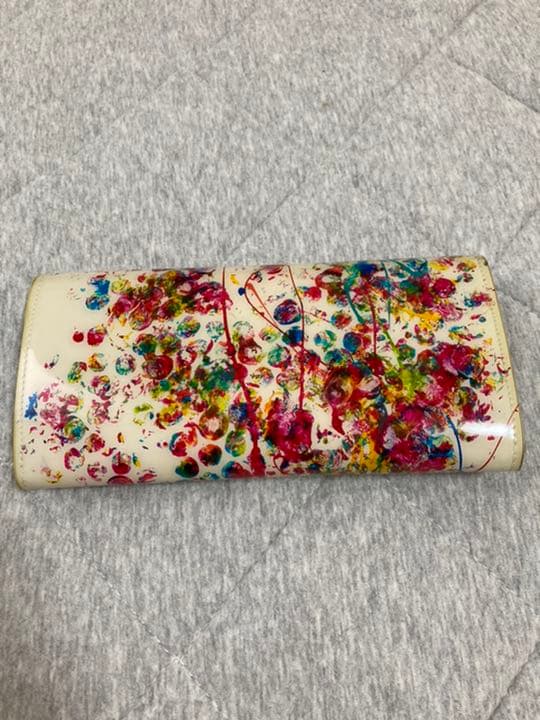 マクロマウロ　長財布　白財布　ペイント