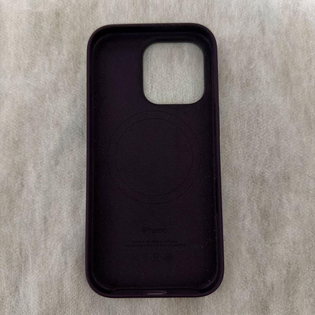 iPhone 16 Pro シリコンケース プラム