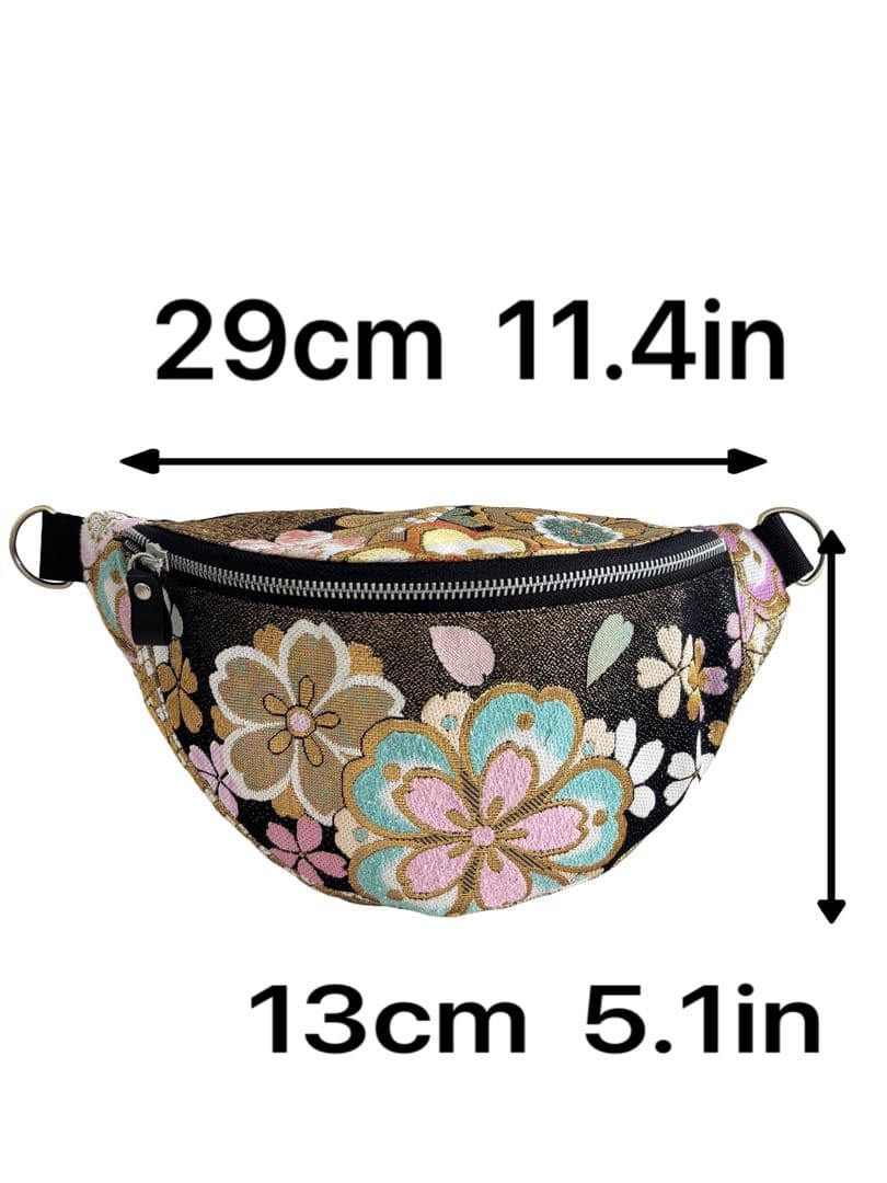 帯リメイク ボディバッグ　黒地に映える桜の豪華刺繍　一点物