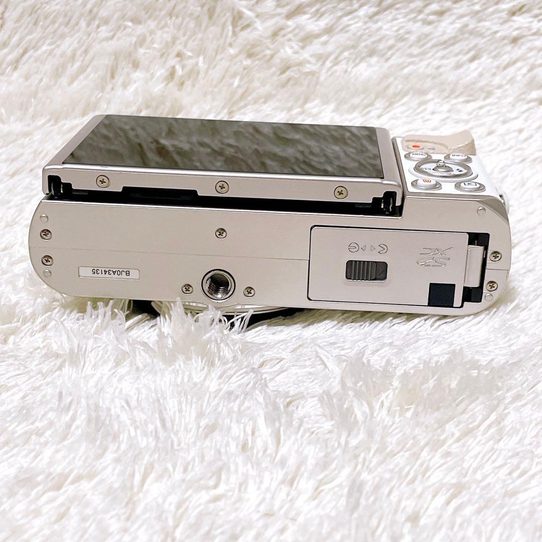 美品 OLYMPUS PEN E-PL9 ダブルズームキット ミラーレス一眼レフ