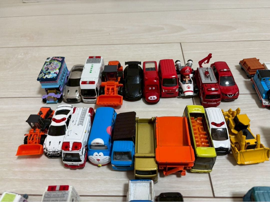 トミカ まとめ売り　80台以上