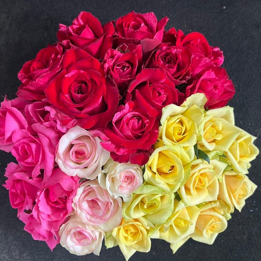 鮮度抜群‼️ 《切り花 ・生花 》おまかせミックス 30㎝SMサイズ！30本 薔薇