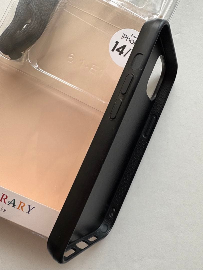 【美品.希少】iPhone13/14 スマホケース　ドアップテディ