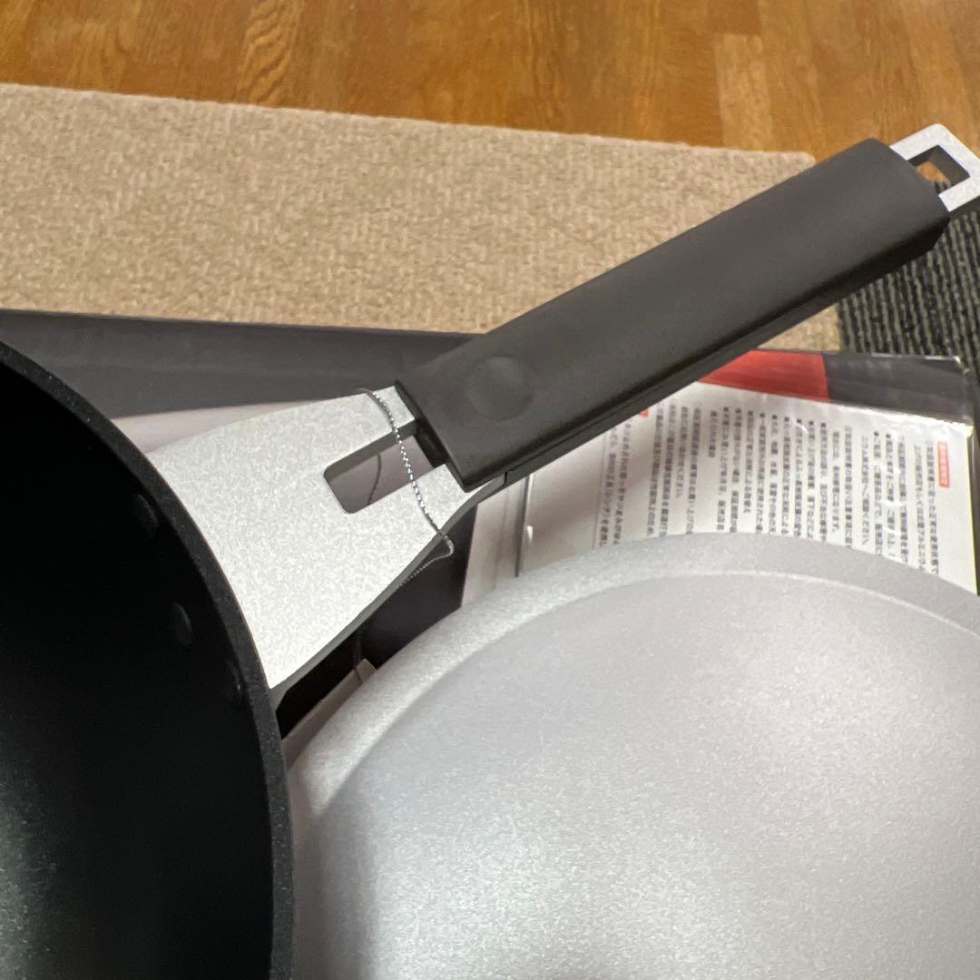 ★新品送料込北陸アルミEGGFORM深型フライパンウォックパン28cm蓋付きIH