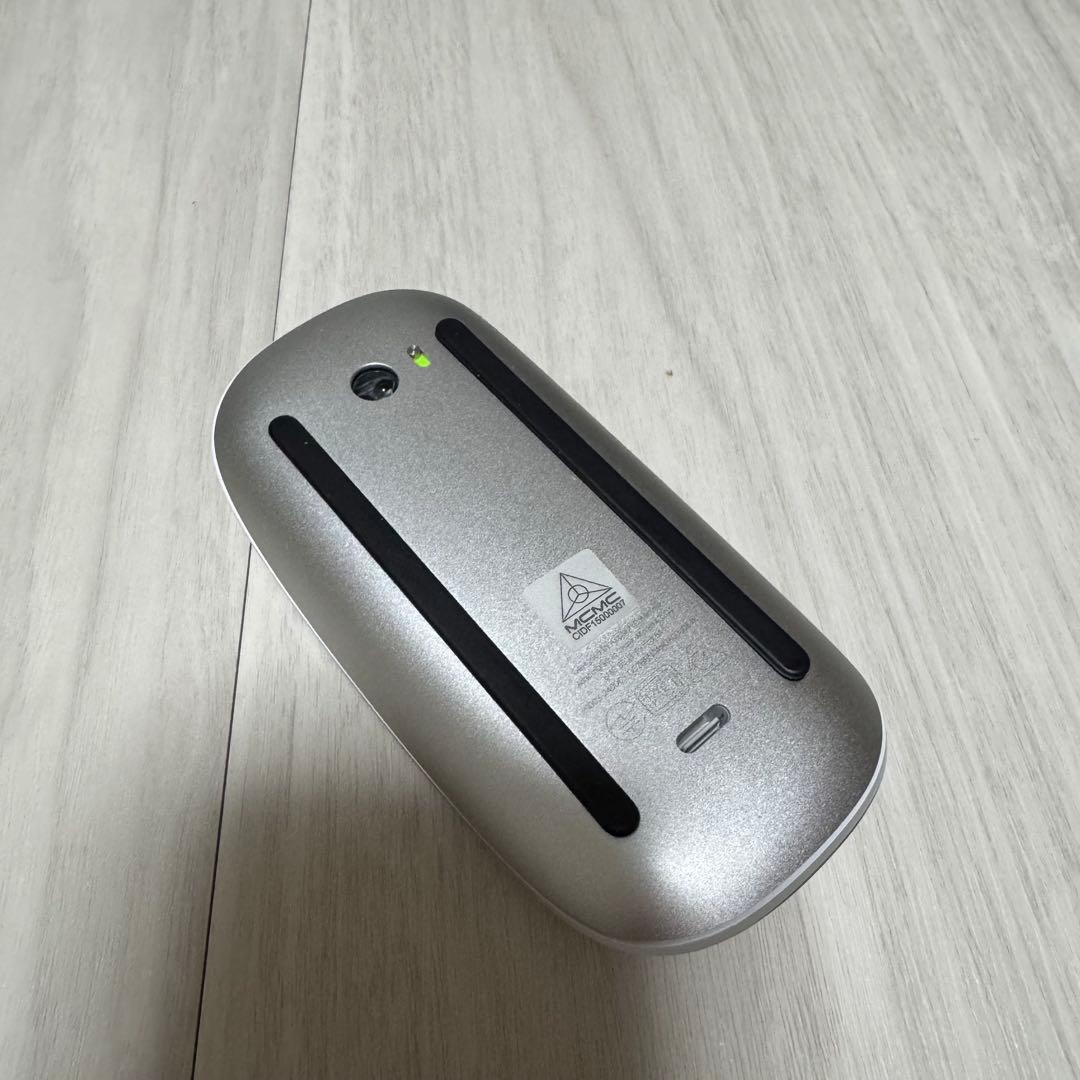 アップル Magic Mouse（USB-C）- ホワイト