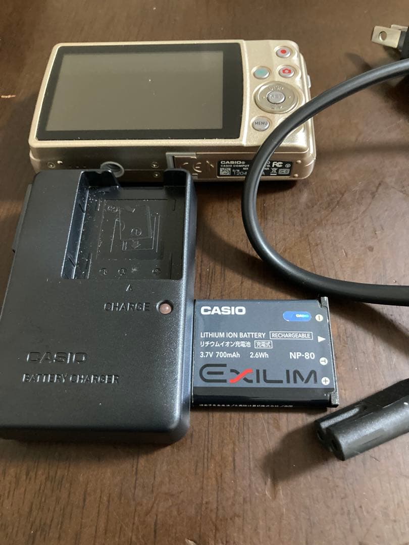 【値下げ】CASIO コンデジ EXILIM EX-Z270ゴールド 動作確認済