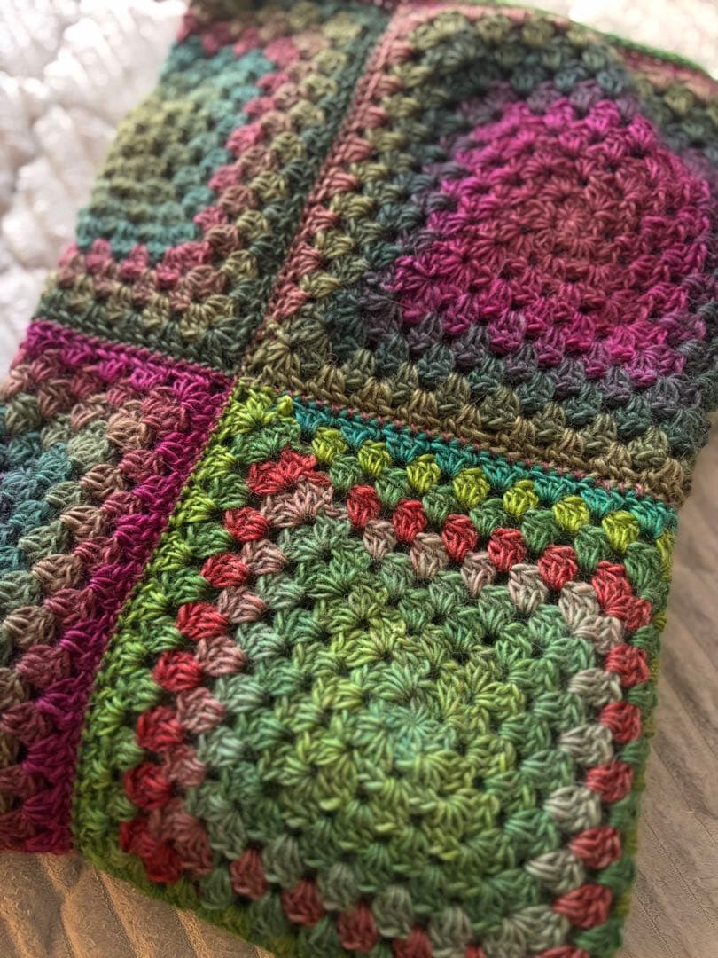 かぎ針編み　グラニースクエア　ブランケット　95×75 ハンドメイド