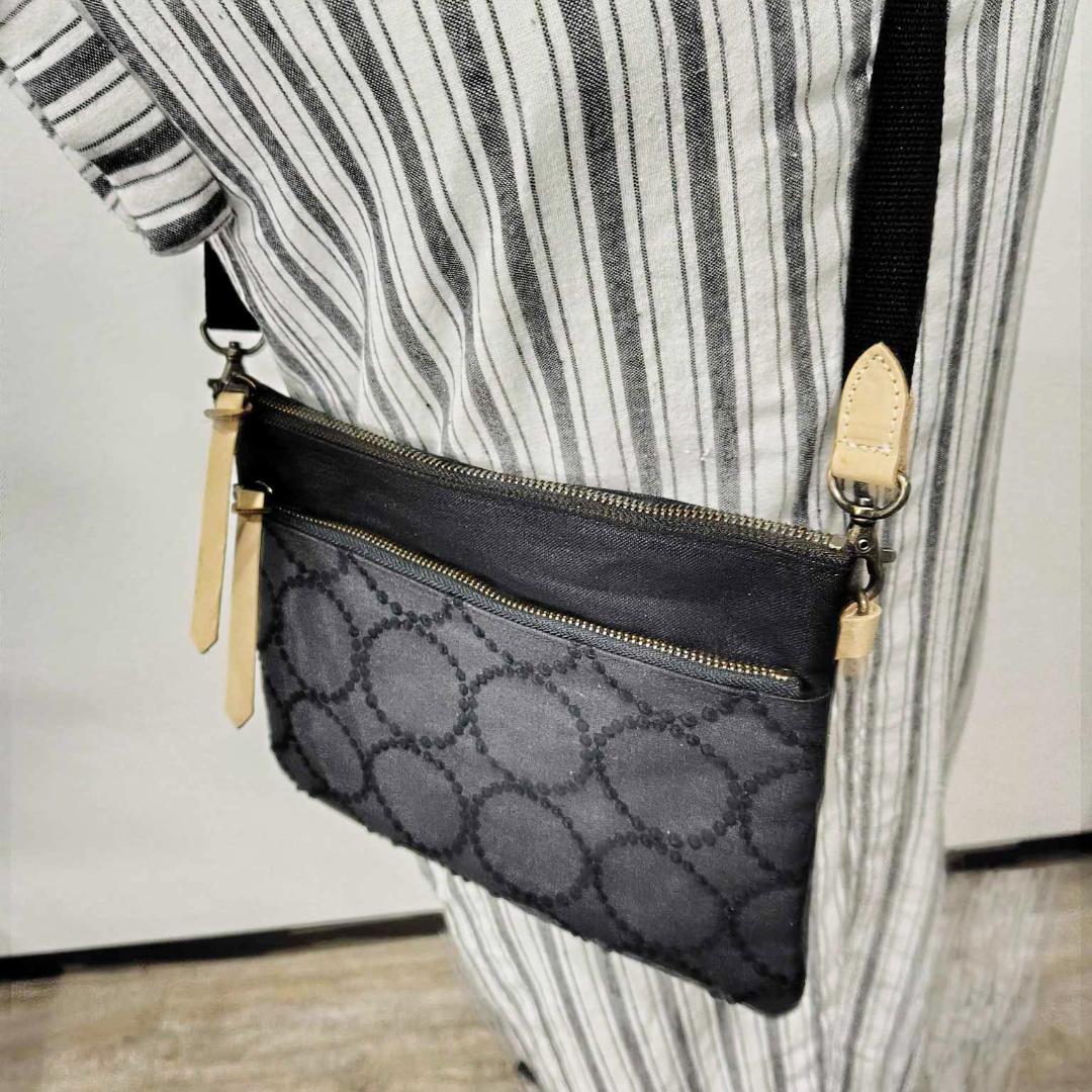 coffee様　/2025tambourineタンバリンチャコール/サコッシュ