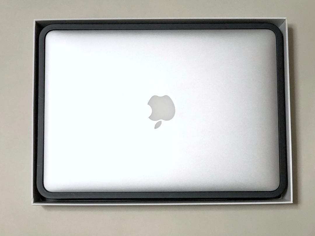 8GB MacBook Air 13インチ Mid 2013 A1466ジャンク