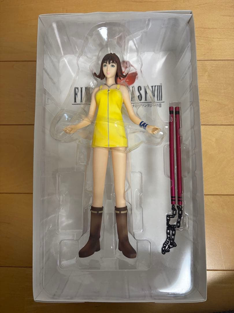 コトブキヤ ファイナルファンタジー8 セルフィ・ティルミット フィギュア