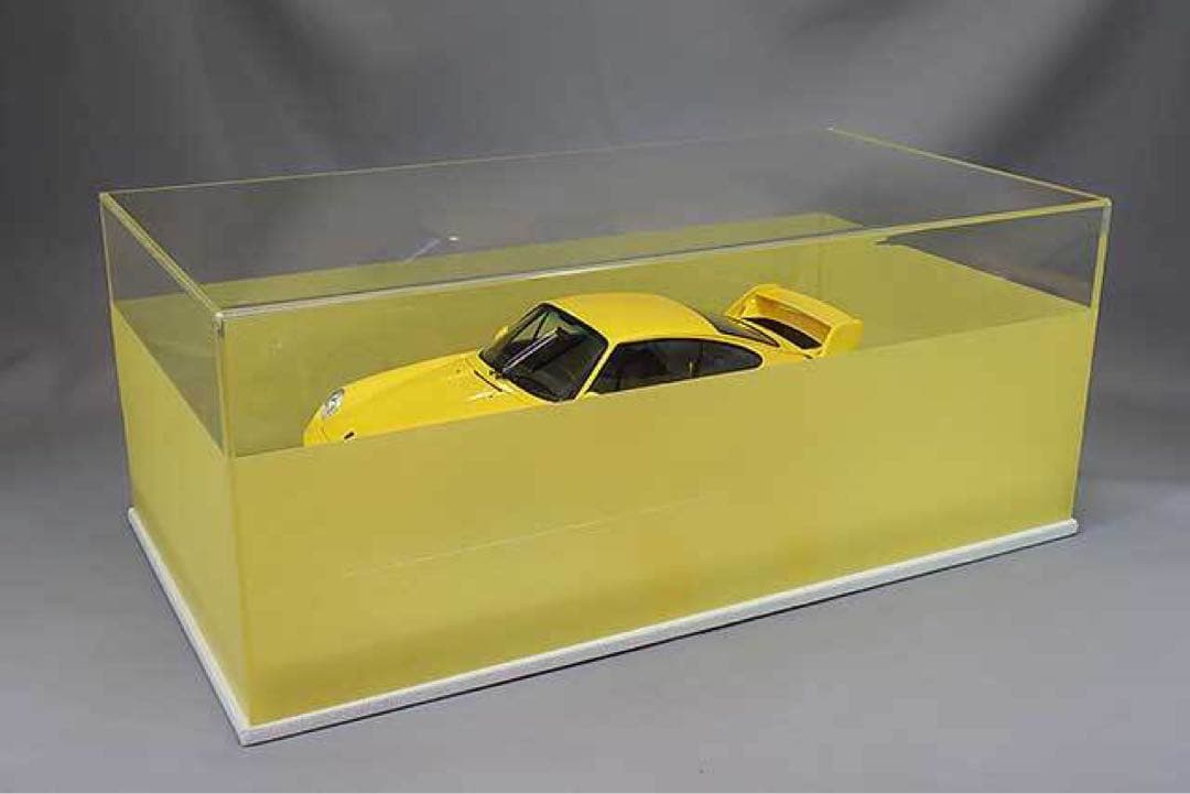1/18 Porsche 911 (993) Carrera RS イエロー