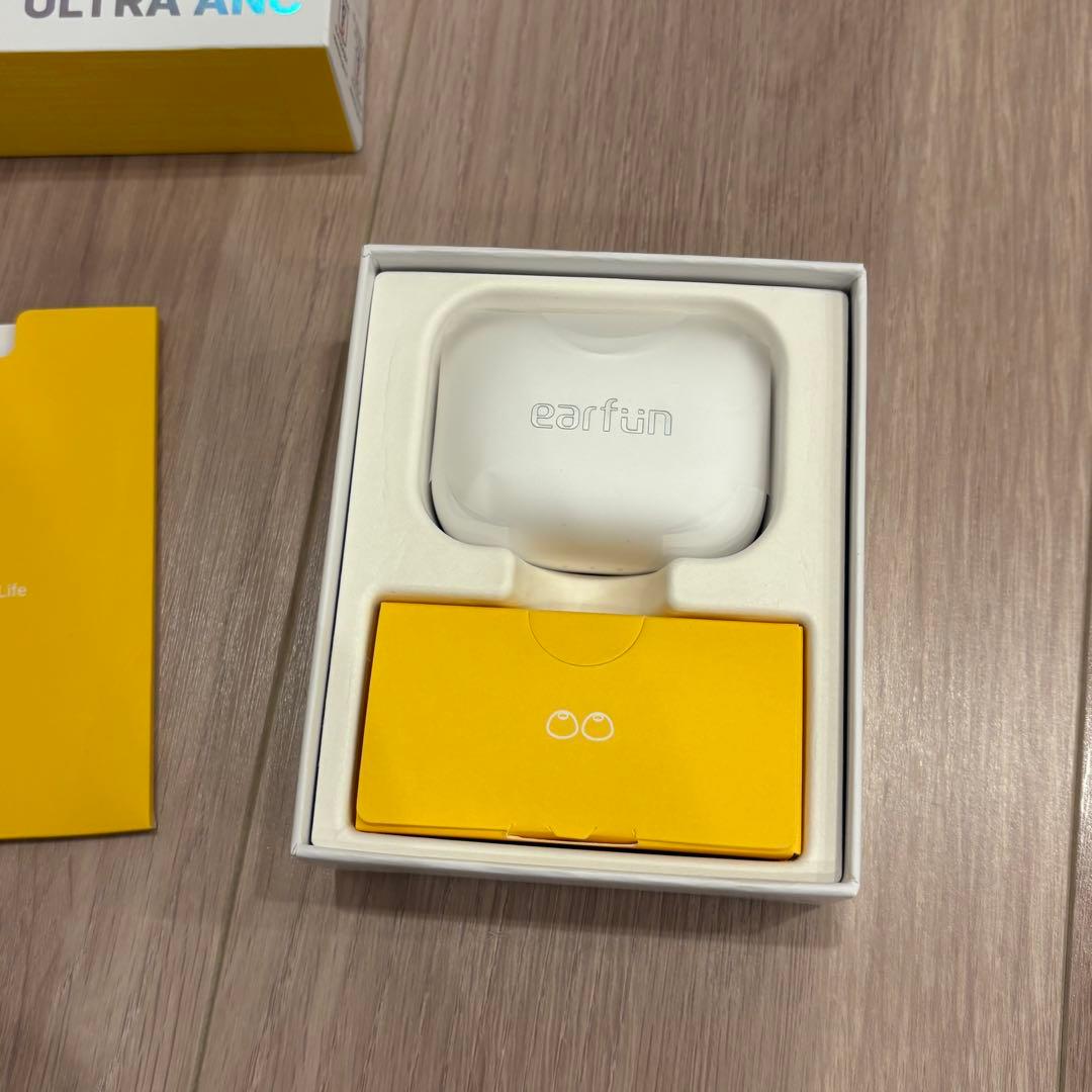 EarFan Air Pro 4 ワイヤレスイヤホン ホワイト 未使用に近い