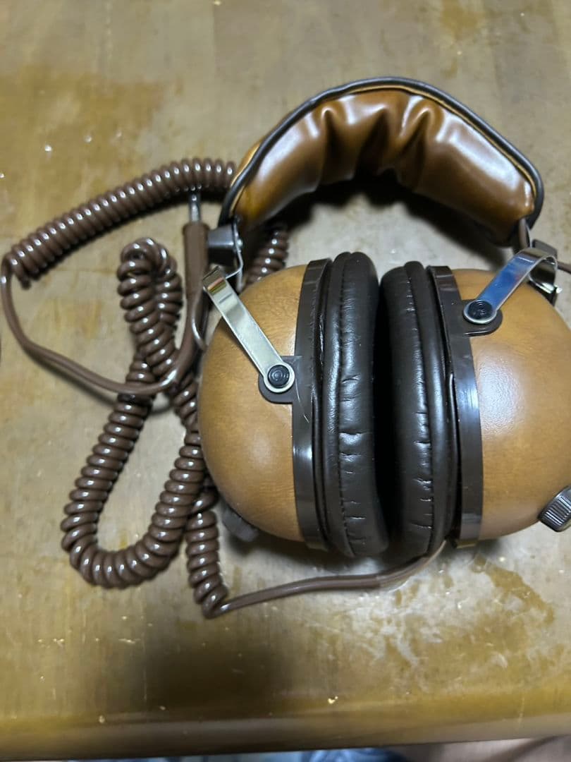 PIONEER　密閉ダイナミックヘッドホンSE-45 8Ω