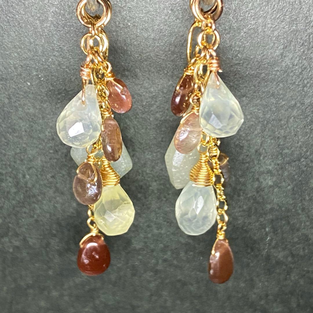 【秋暮る】抜ける葉色☆天然石ピアス