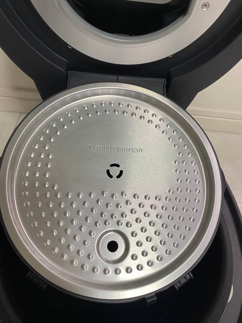 【美品】アイリスオーヤマ IH炊飯器 5.5合 RC-ISA50AZ-HA