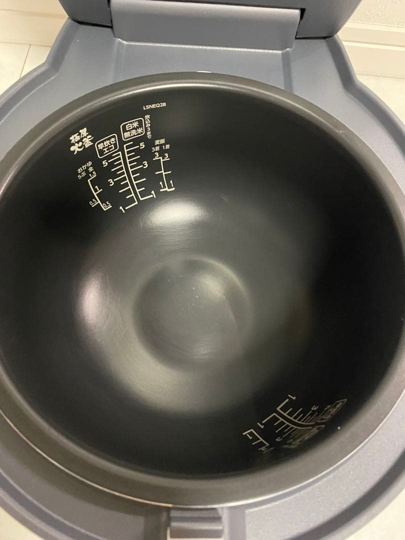 【美品】アイリスオーヤマ IH炊飯器 5.5合 RC-ISA50AZ-HA