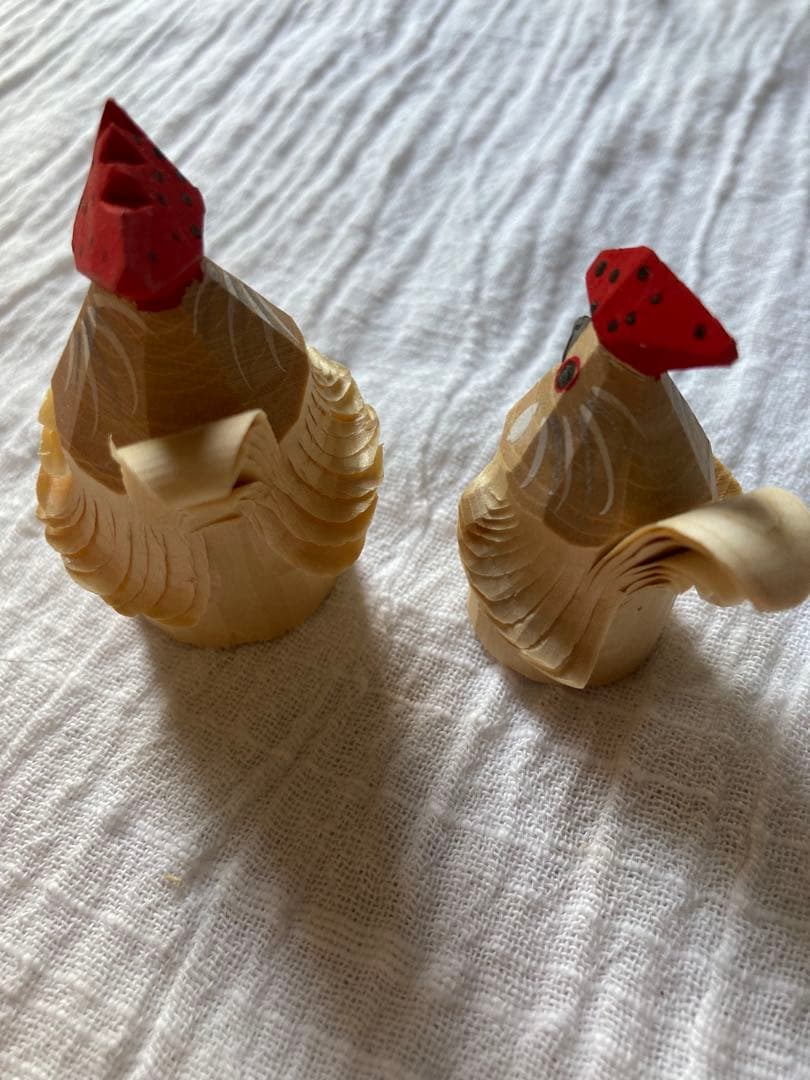 伝統　笹野彫　木製鶏の彫刻（2体セット）