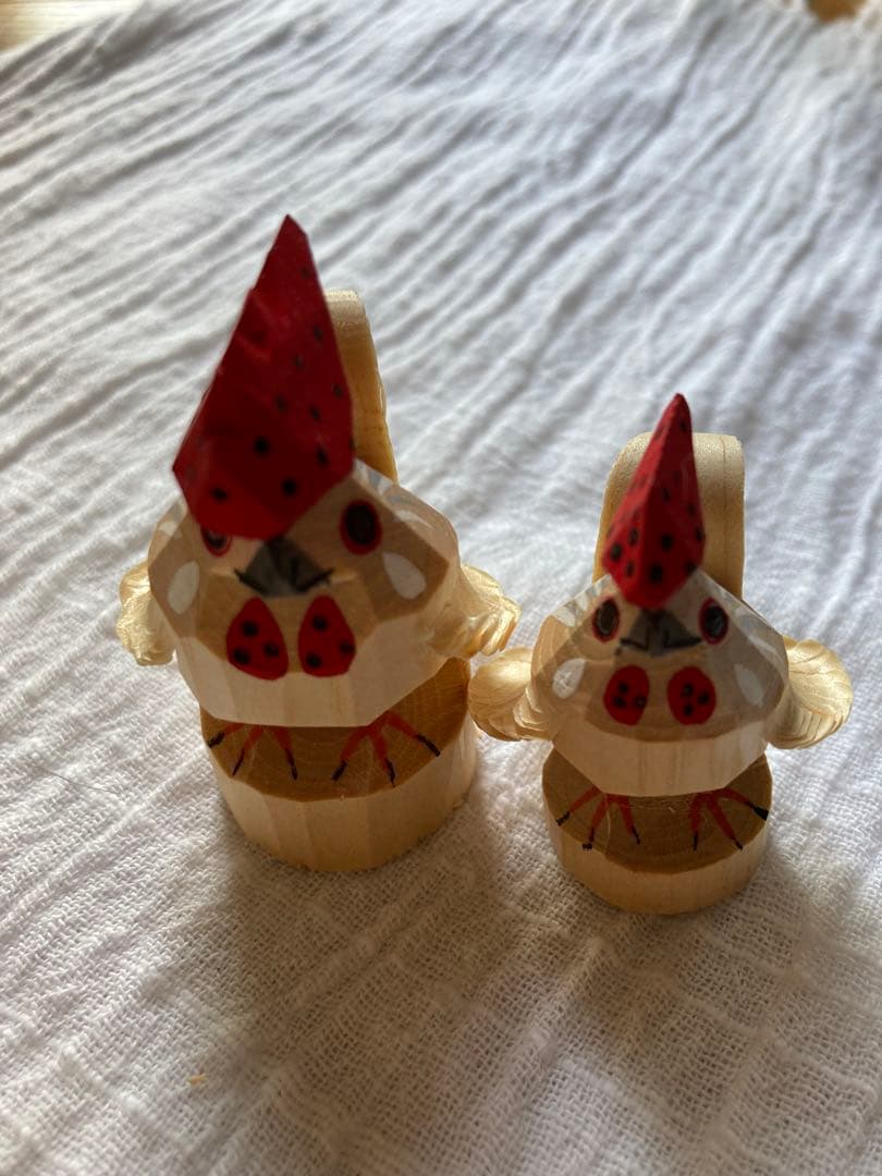 伝統　笹野彫　木製鶏の彫刻（2体セット）