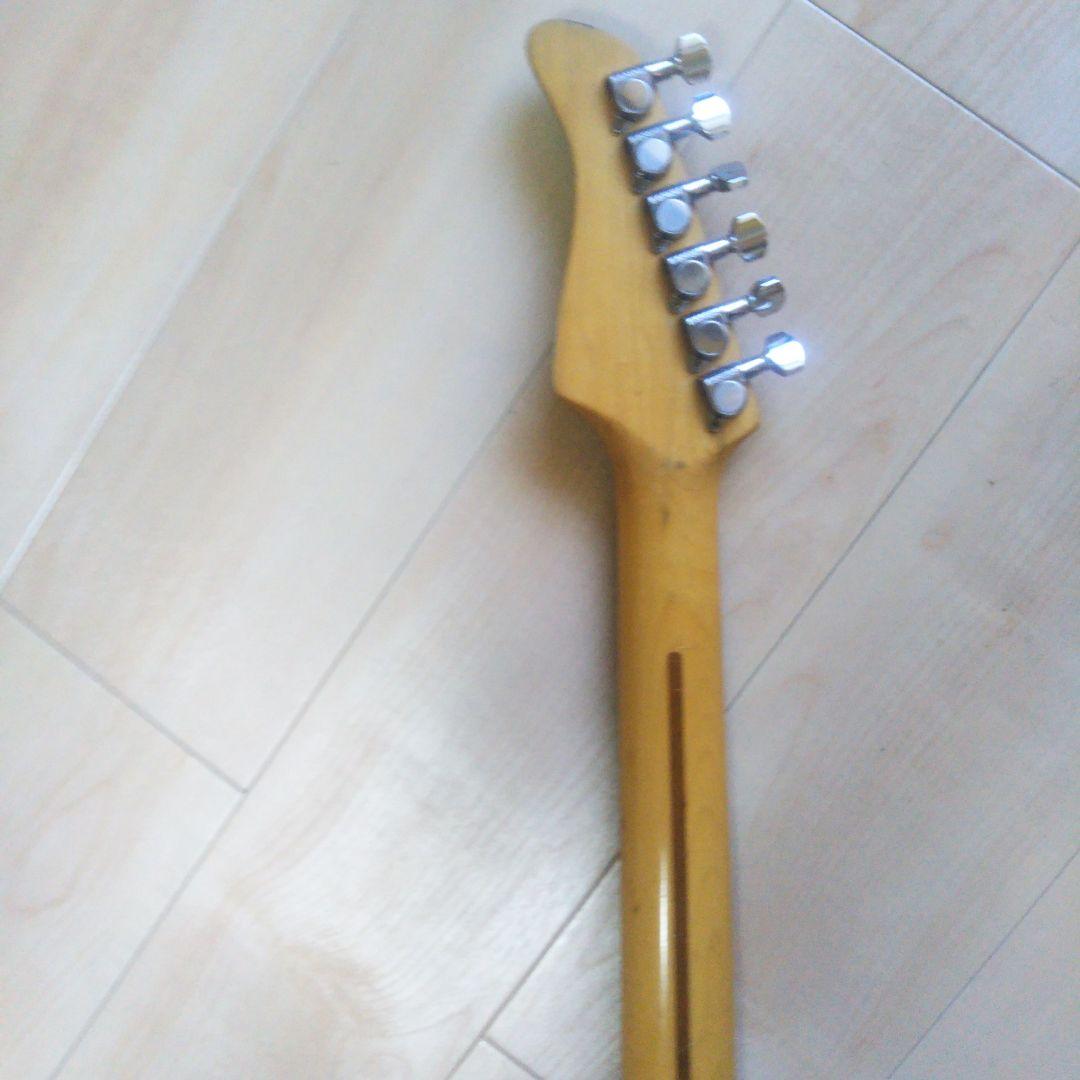 FERNANDES jg 85　ジャガー グリーン