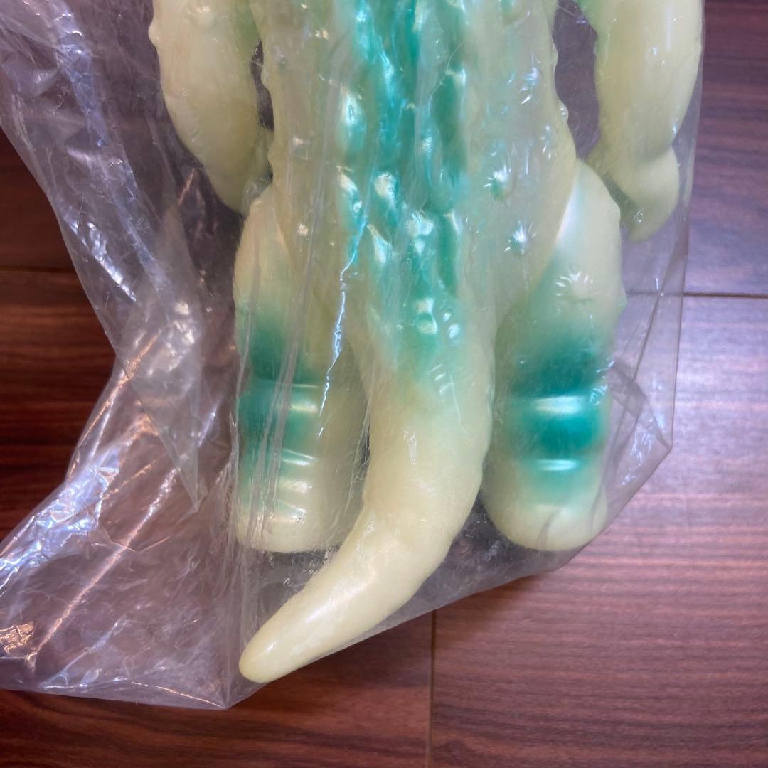 ブルマァク m１号 ミニラ 蓄光成型 新品未使用 5776