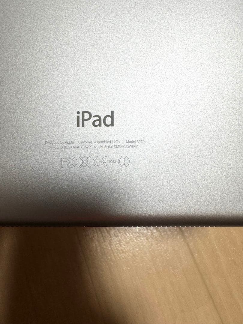 iPad Air 第一世代　Wi-Fi silver 128G