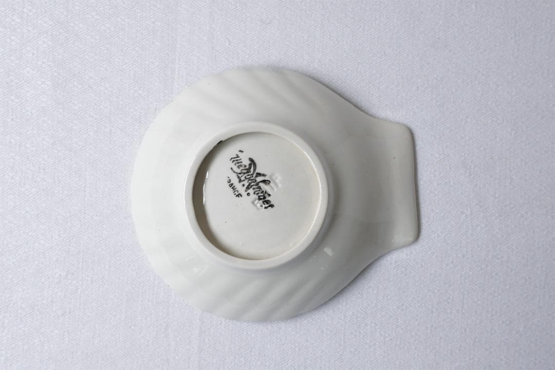 フランスアンティーク　サルグミンヌ　シェル型　小皿　11.5cm　#2