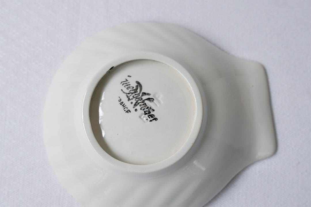 フランスアンティーク　サルグミンヌ　シェル型　小皿　11.5cm　#2