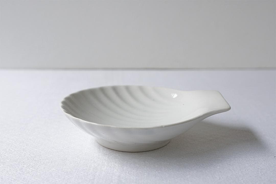 フランスアンティーク　サルグミンヌ　シェル型　小皿　11.5cm　#2
