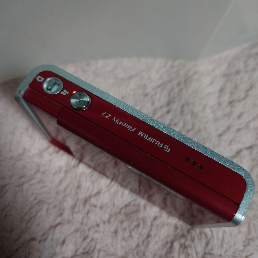 Fujifilm FinePix Z2・メタリックレッド デジタルカメラ
