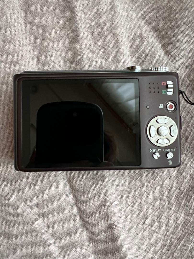 Panasonic DMC-TZ7 コンパクトデジタルカメラ