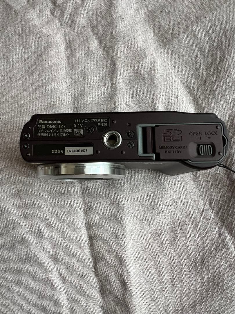 Panasonic DMC-TZ7 コンパクトデジタルカメラ