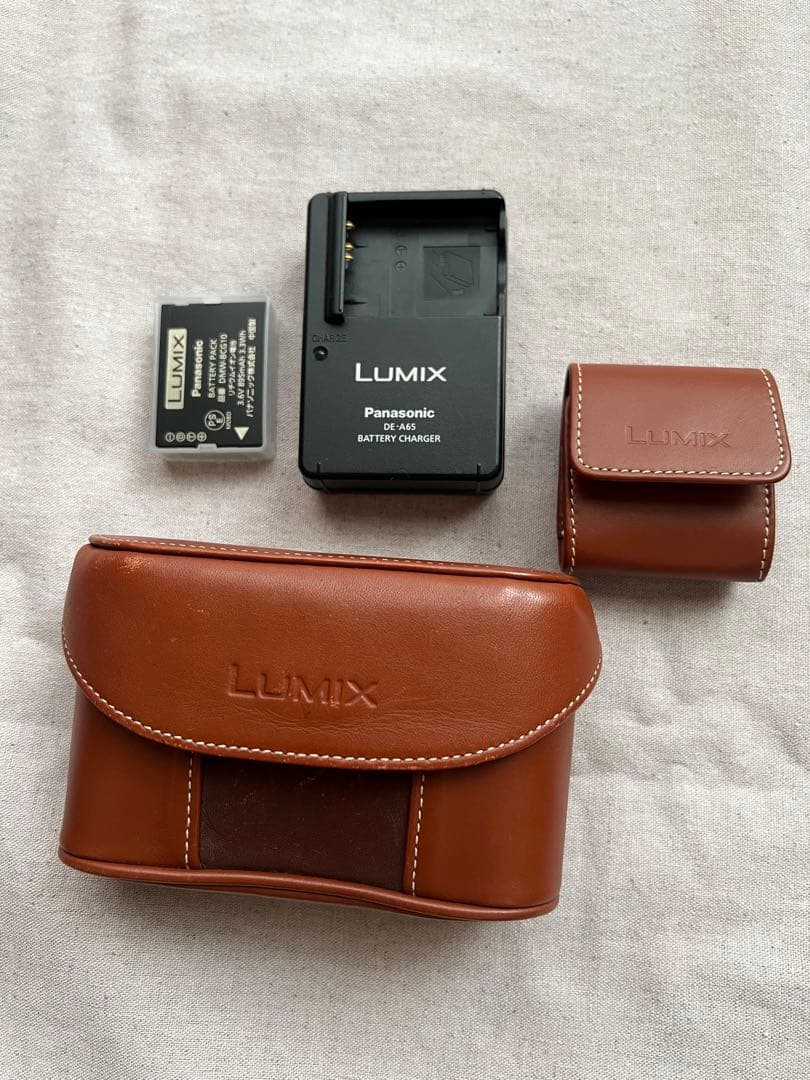 Panasonic DMC-TZ7 コンパクトデジタルカメラ