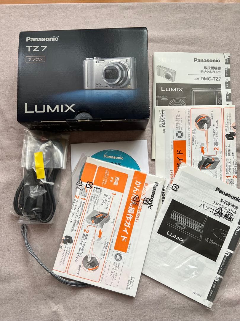 Panasonic DMC-TZ7 コンパクトデジタルカメラ