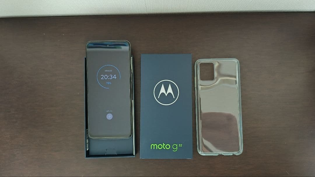 Motorola moto g32 サテンシルバー ケース・オマケ付き