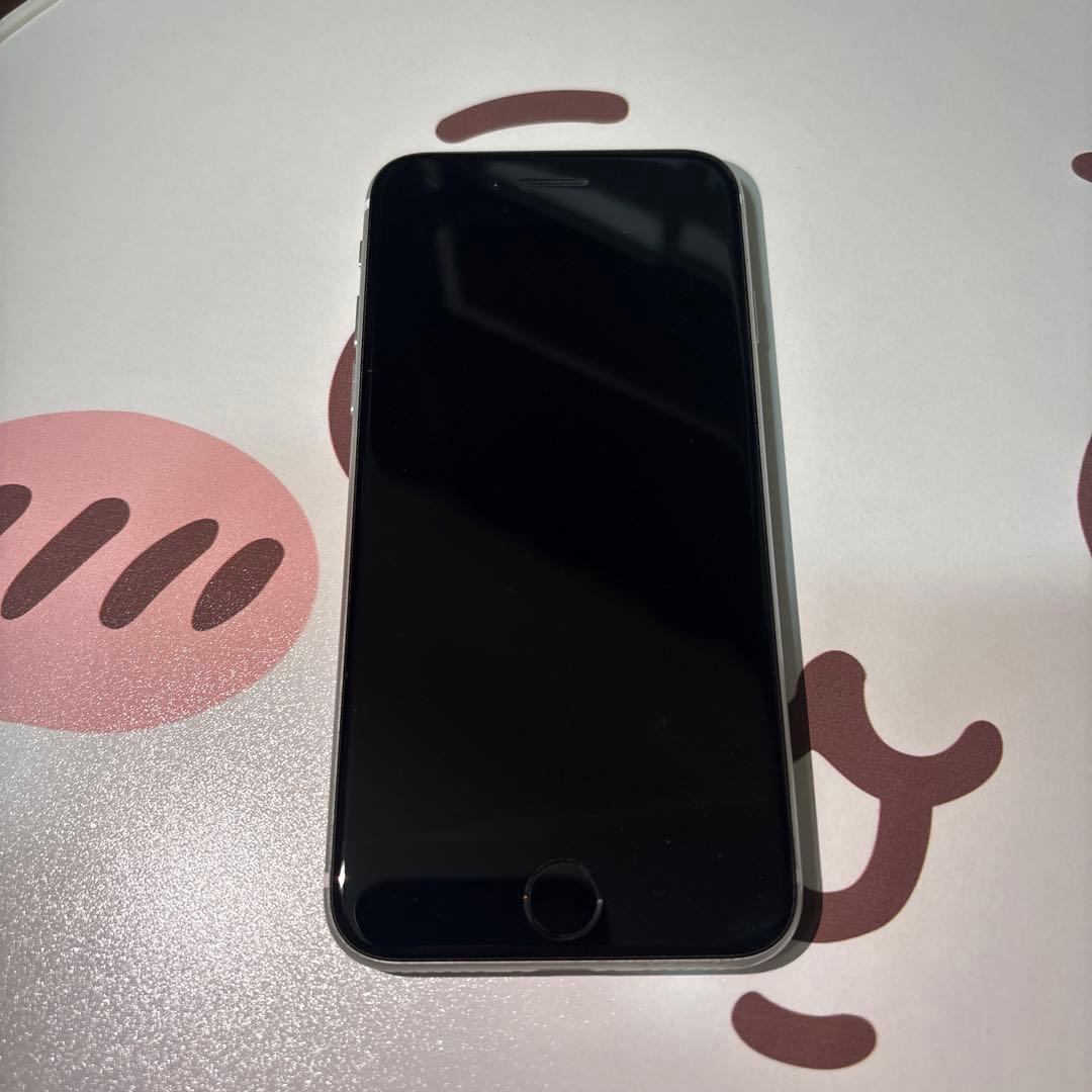 iPhone SE 第二世代　128GB SIMフリー